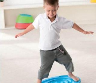 孩子存在明顯的上課注意力不集中，很有可能是感統(tǒng)失調(diào)造成的