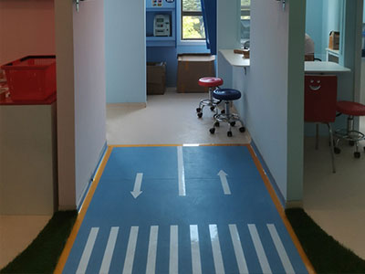 情景教室模擬銀行